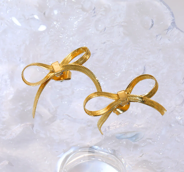 18K Gold Plated Bow Knot Necklace Paired with Earrings
