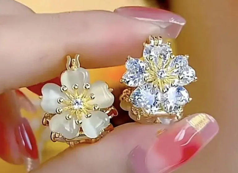 18K Gold Plated Flower Earrings